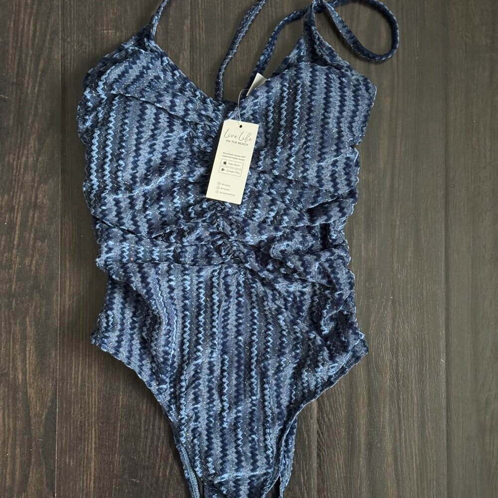 Cupshe Velvet Ruching V-Neck One Piece Swimsuit - Size M - Picture 2 of 4